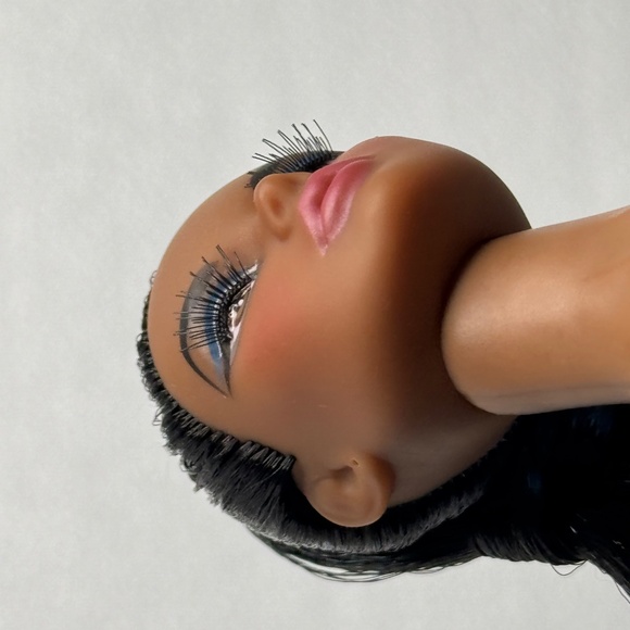 Integrity Toys Poppy Parker Bird of Prey 2024 Stilettos Out Convention Nude Doll - Picture 9 of 10